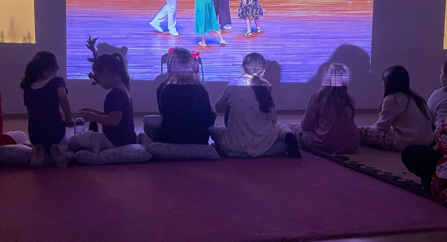 PYJAMA LESSONS 2025